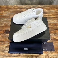 Prada Low Shoes